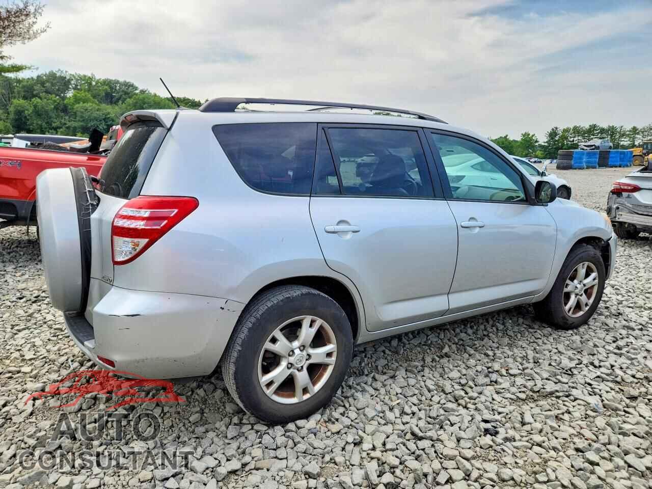 TOYOTA RAV4 2011 - 2T3BF4DV9BW090221
