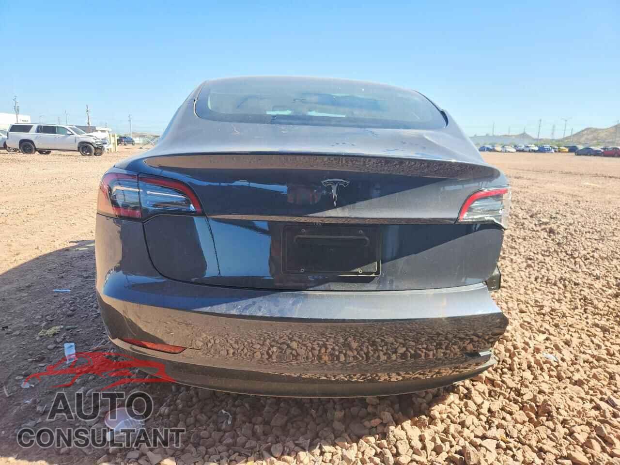 TESLA MODEL 3 2023 - 5YJ3E1EA3PF671809