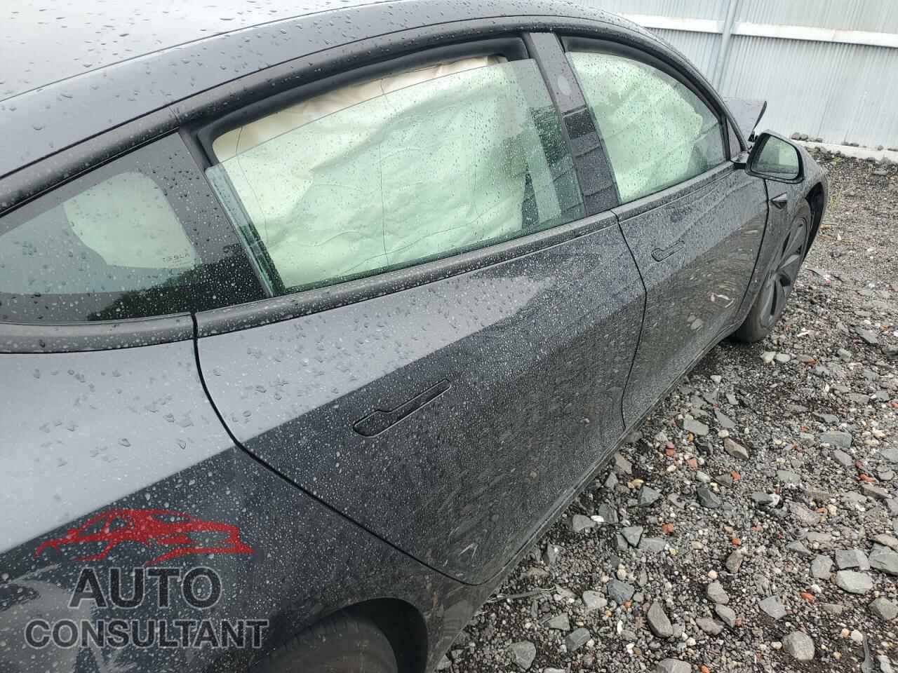 TESLA MODEL 3 2024 - 5YJ3E1EA9RF740036