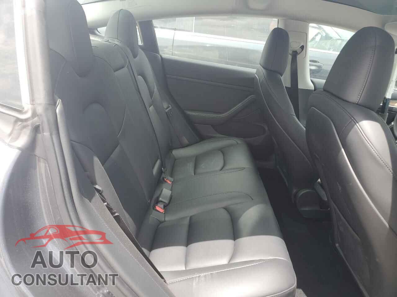 TESLA MODEL 3 2023 - 5YJ3E1EA9PF659549