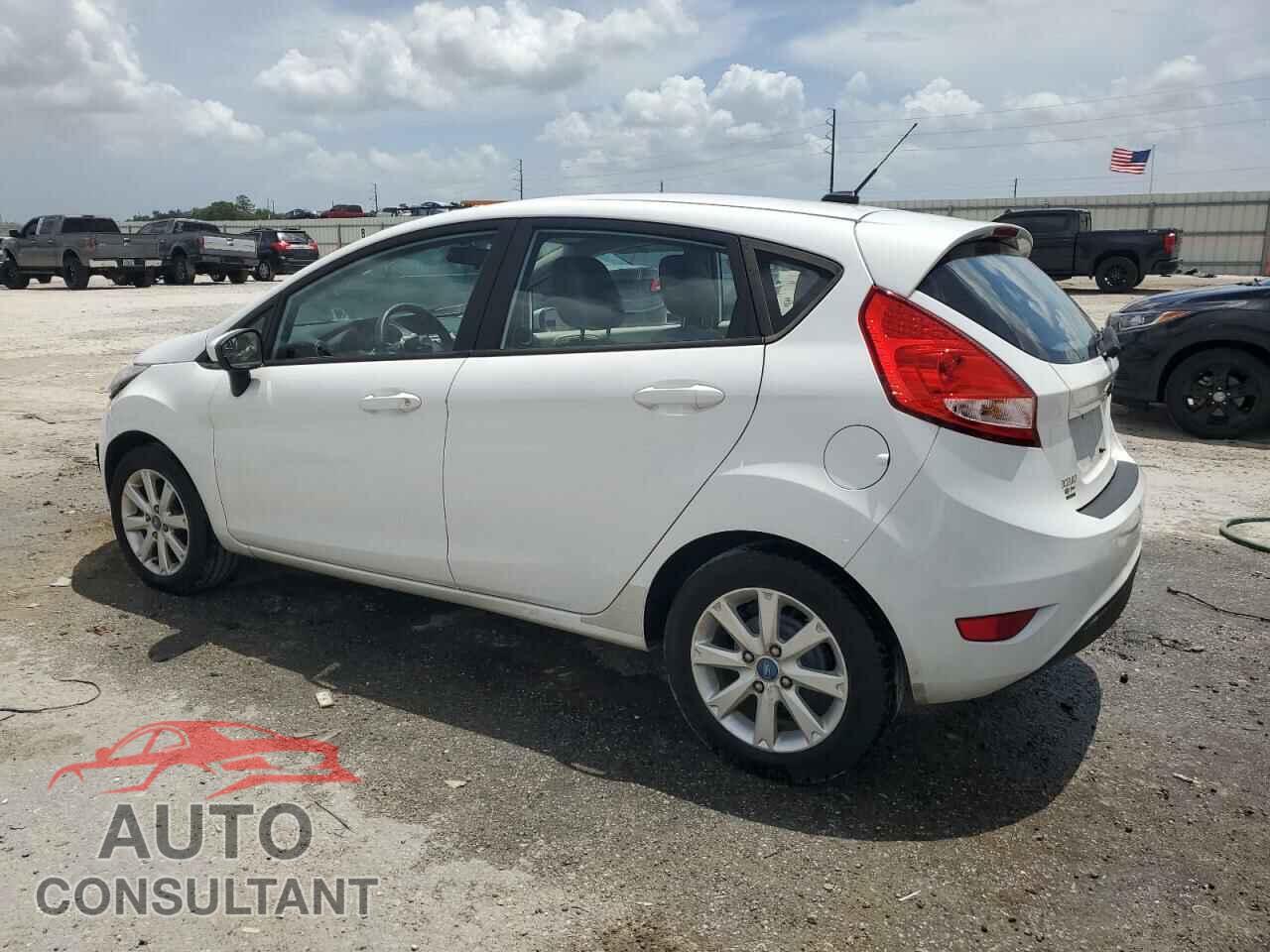 FORD FIESTA 2012 - 3FADP4EJ2CM128043