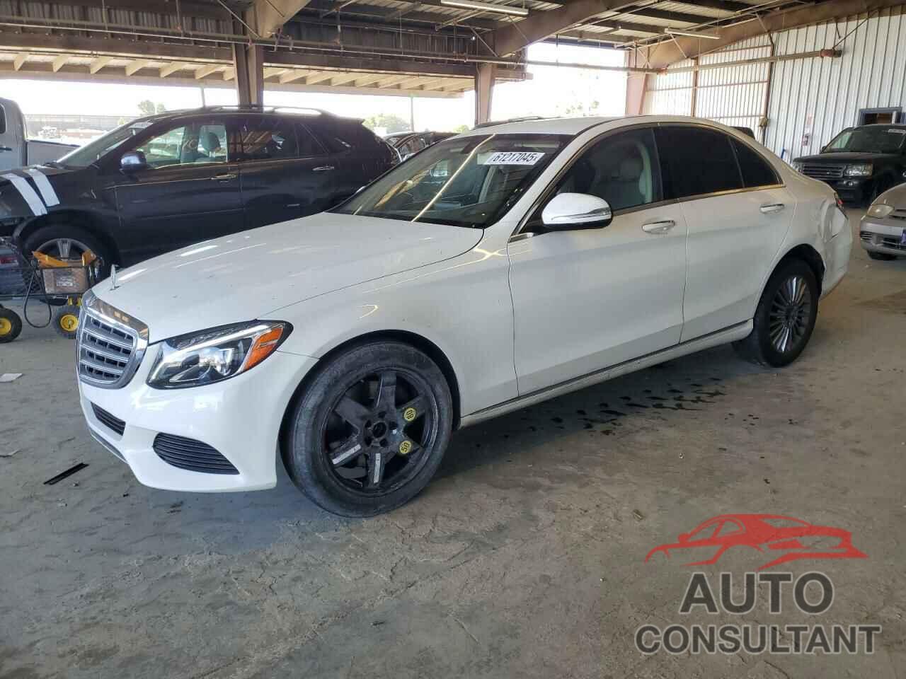 MERCEDES-BENZ C-CLASS 2015 - 55SWF4KBXFU025737