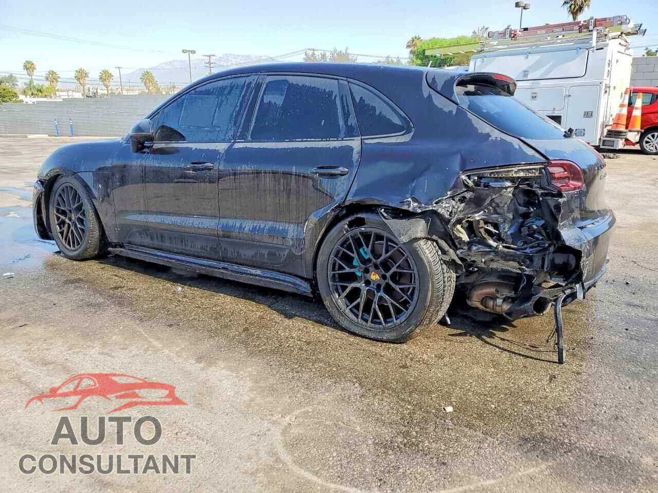 PORSCHE MACAN 2017 - WP1AG2A5XHLB50132