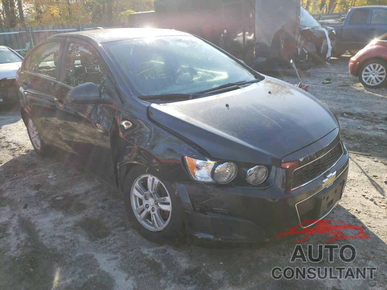 CHEVROLET SONIC 2016 - 1G1JC5SH9G4150597