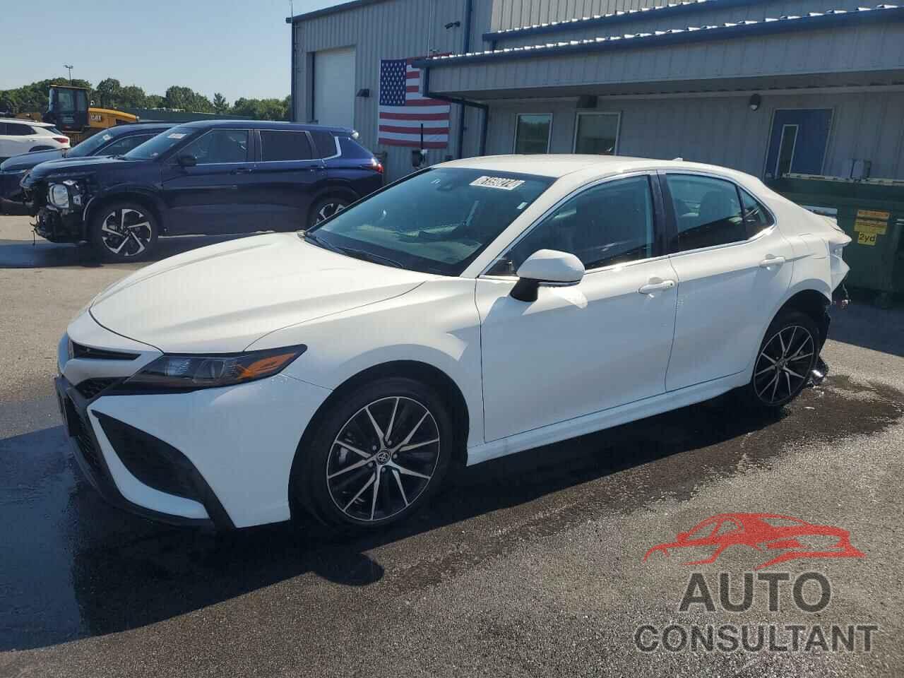 TOYOTA CAMRY 2023 - 4T1G11AK6PU145639