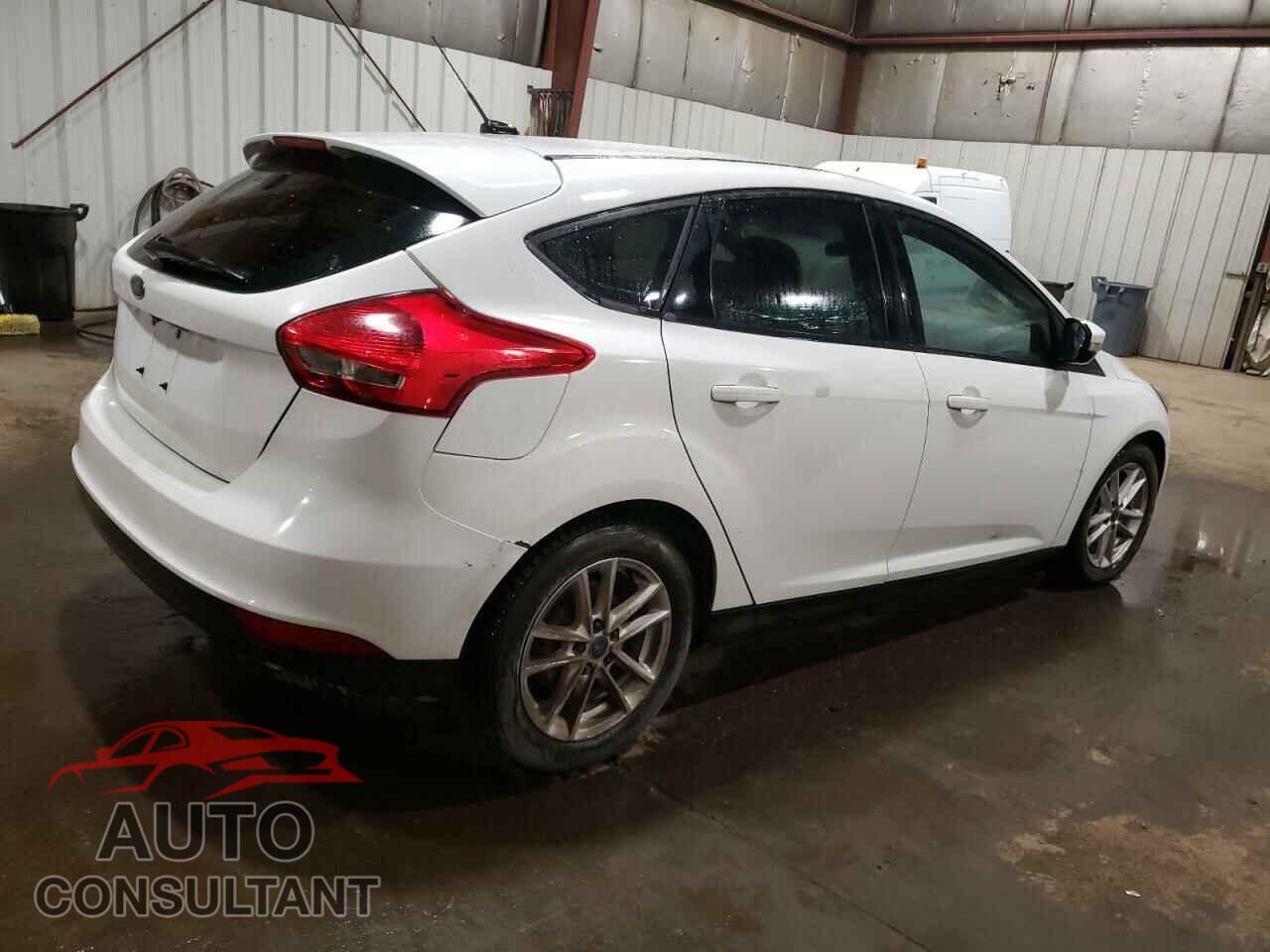 FORD FOCUS 2017 - 1FADP3K23HL272037