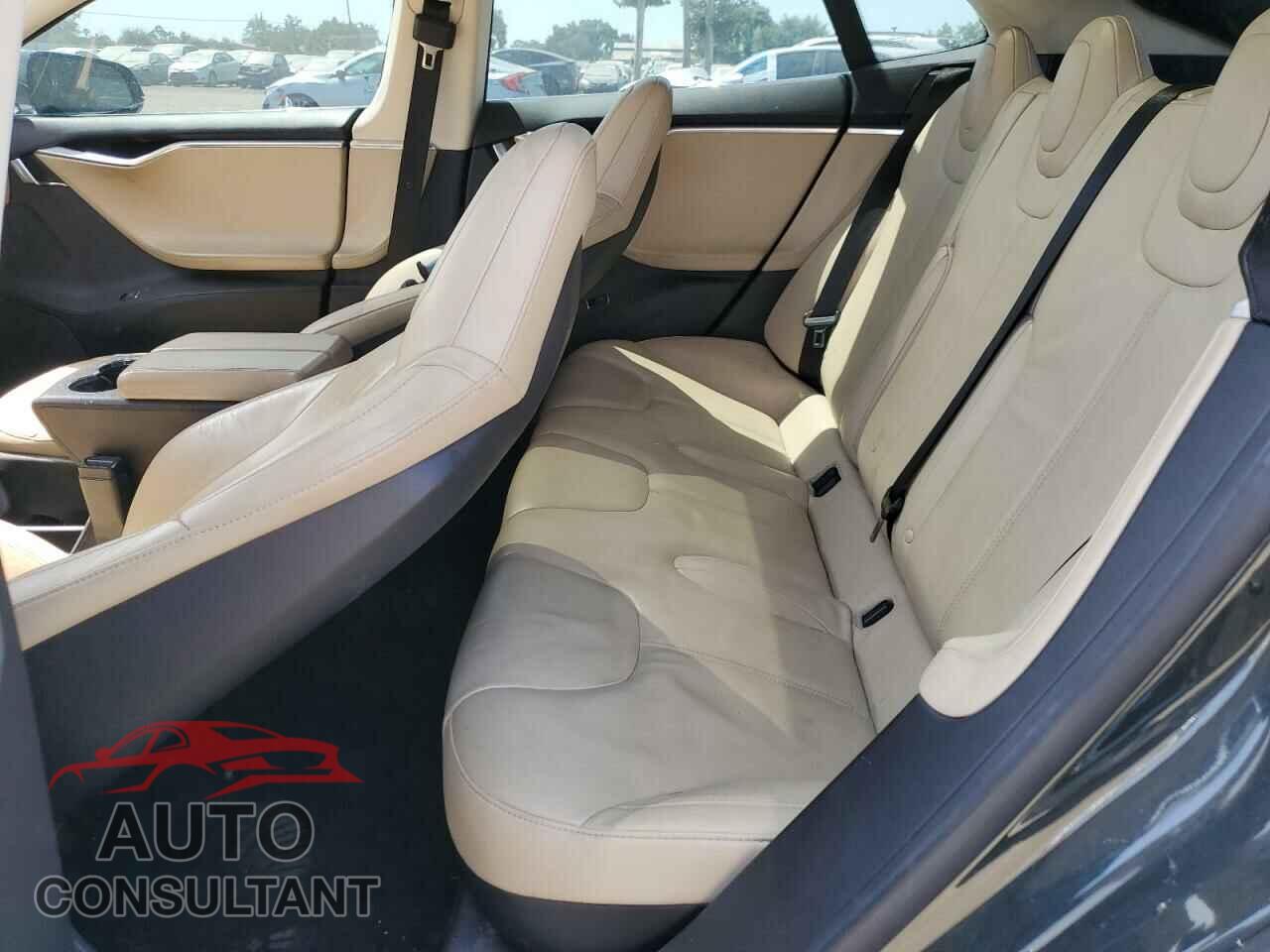 TESLA MODEL S 2012 - 5YJSA1DN3CFP02708
