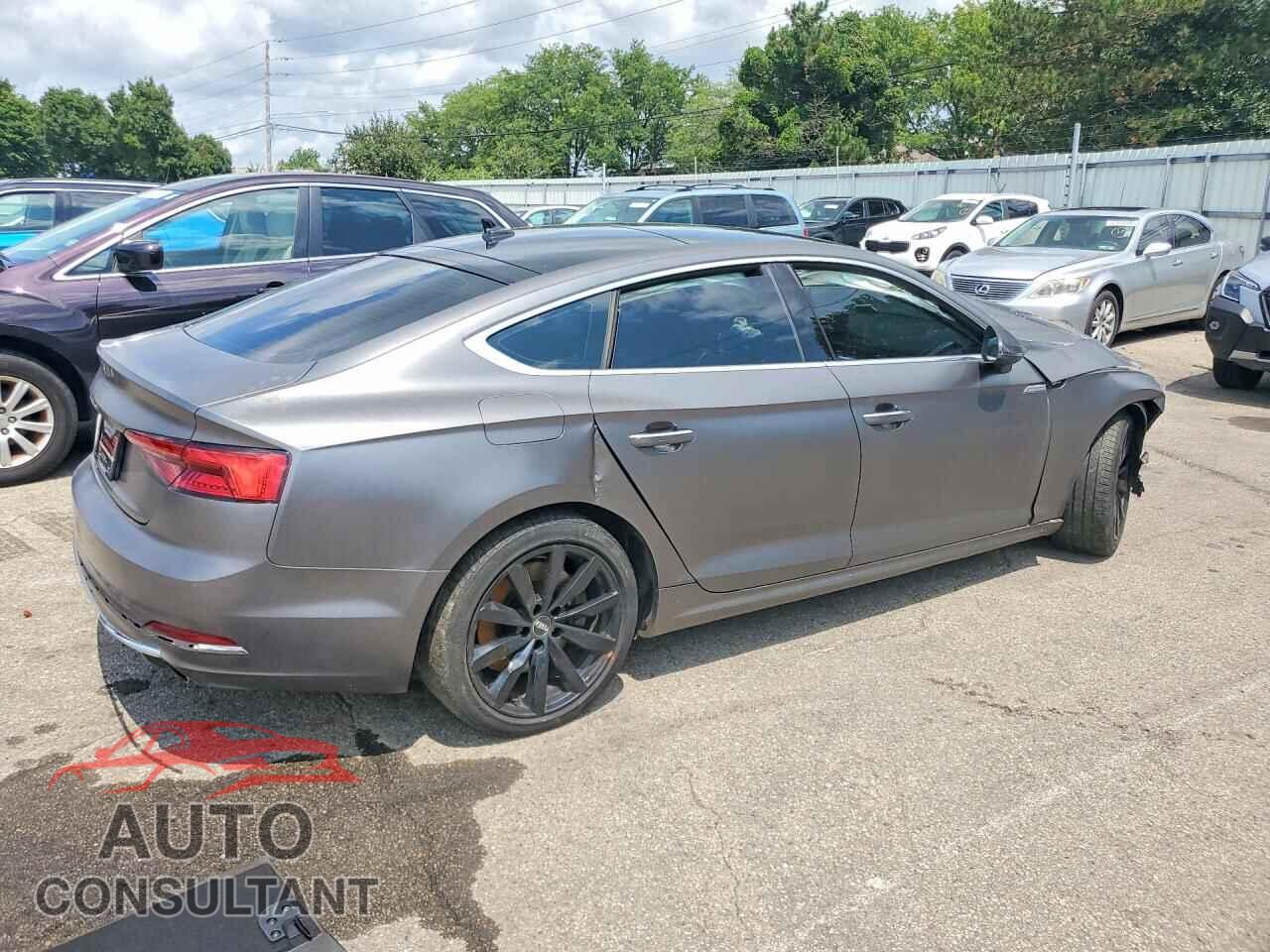 AUDI A5 2018 - WAUANCF53JA007768