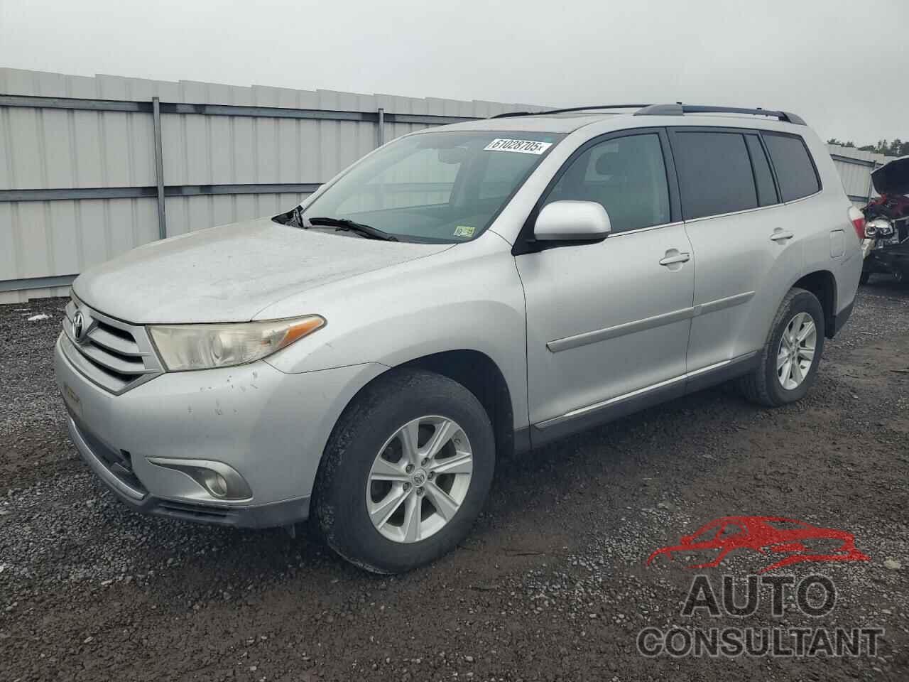 TOYOTA HIGHLANDER 2011 - 5TDBK3EH2BS055228