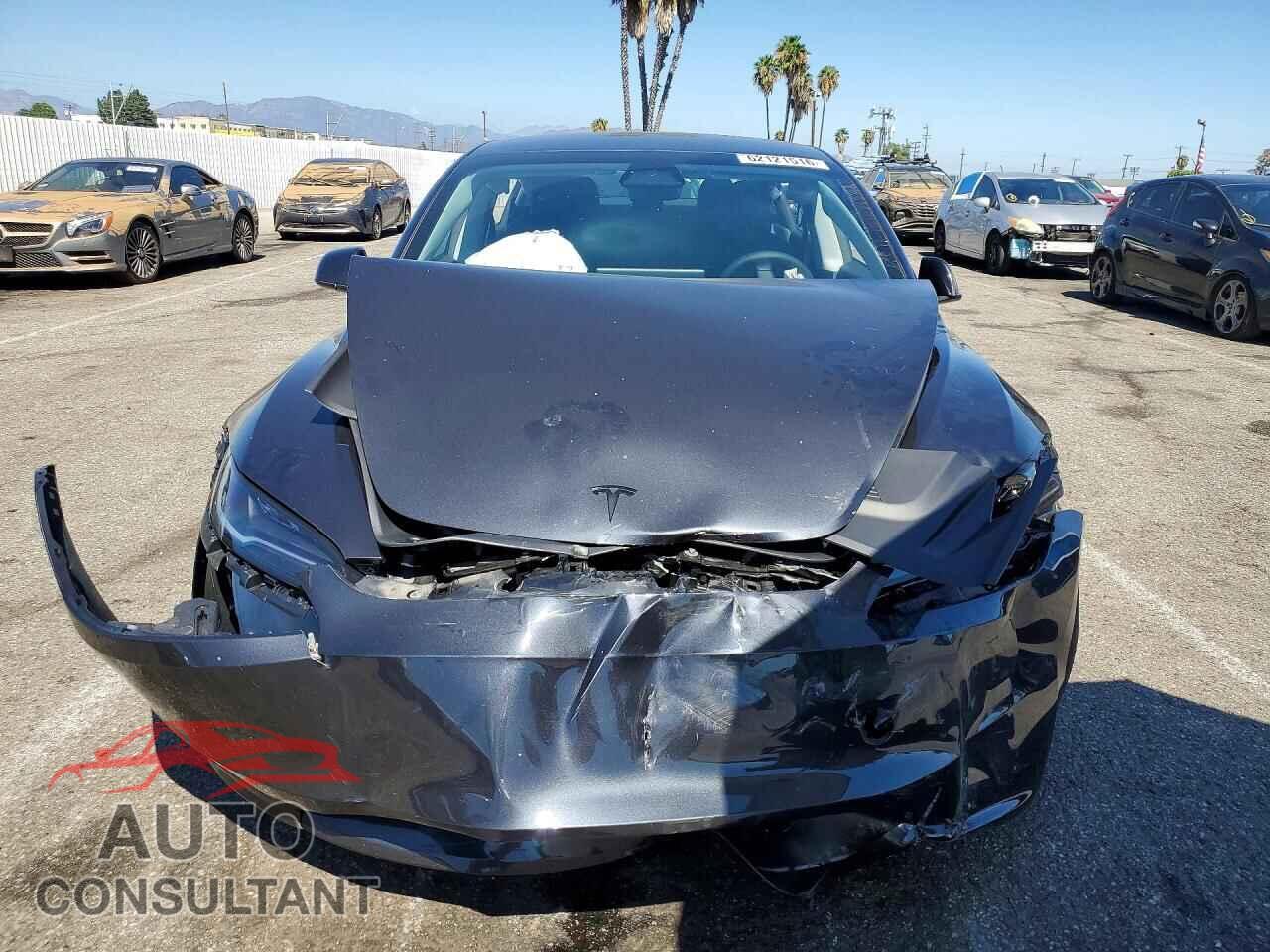 TESLA MODEL 3 2026 - 5YJ3E1EB2TF145450