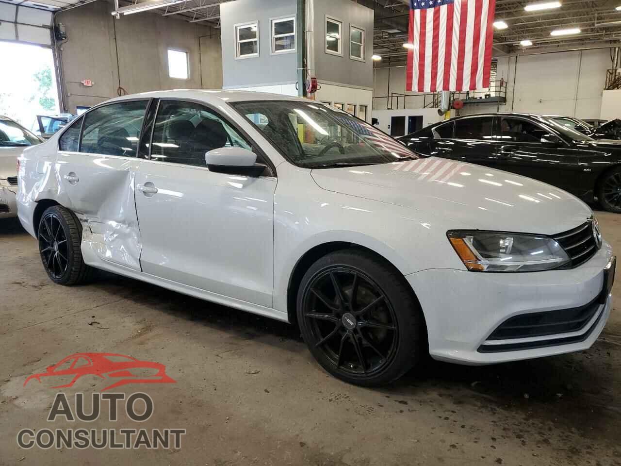 VOLKSWAGEN JETTA 2017 - 3VW2B7AJ1HM265471