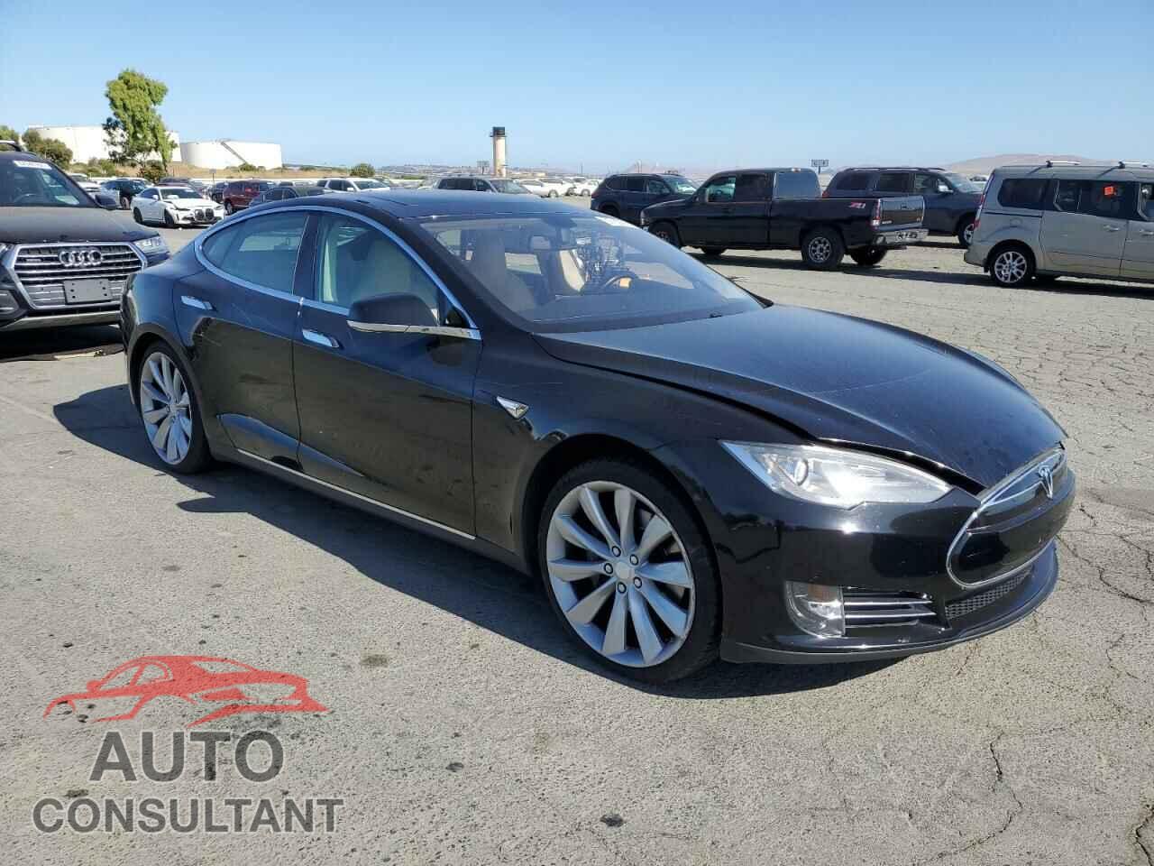 TESLA MODEL S 2012 - 5YJSA1DP7CFS00835
