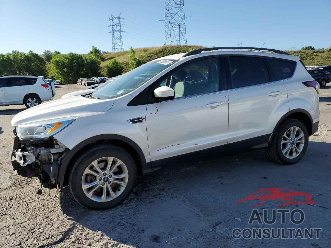FORD ESCAPE 2017 - 1FMCU9G92HUB80365