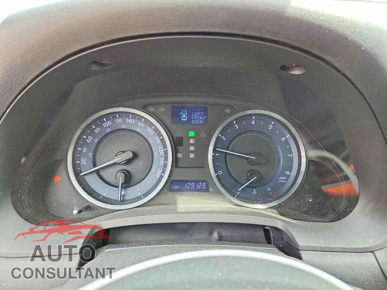 LEXUS IS 2011 - JTHCF5C29B5051457