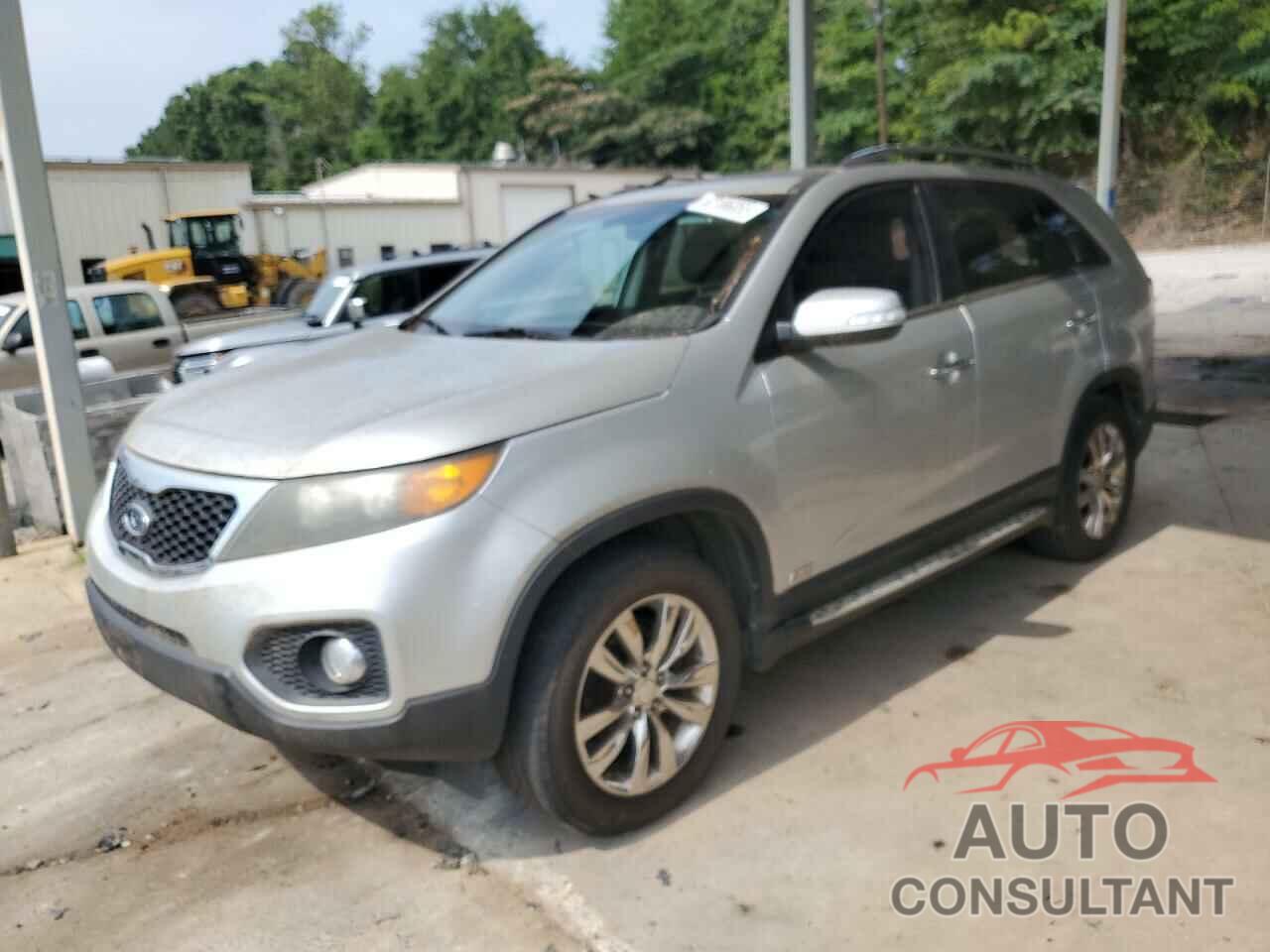 KIA SORENTO 2011 - 5XYKUDA29BG152490