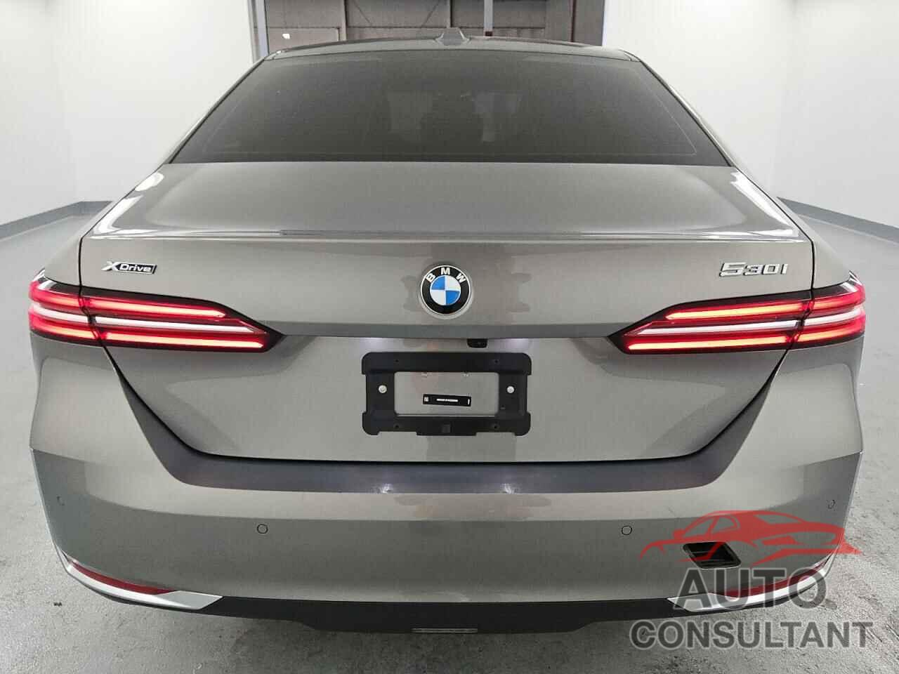 BMW 5 SERIES 2024 - WBA53FJ01RCS03468