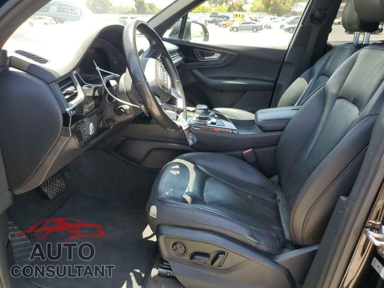 AUDI Q7 2017 - WA1LAAF78HD009340