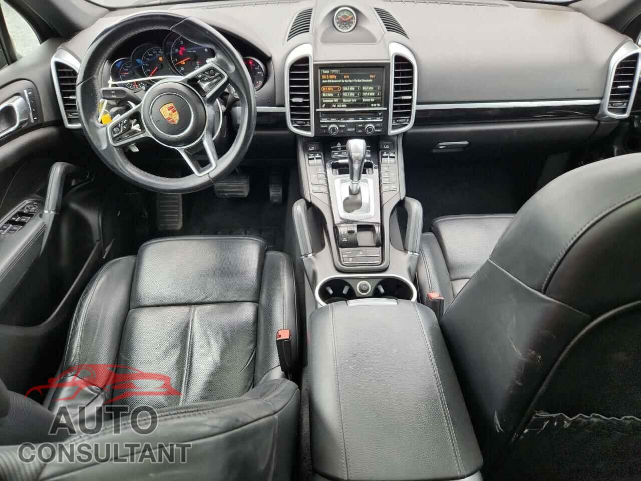 PORSCHE CAYENNE 2016 - WP1AA2A20GLA09253