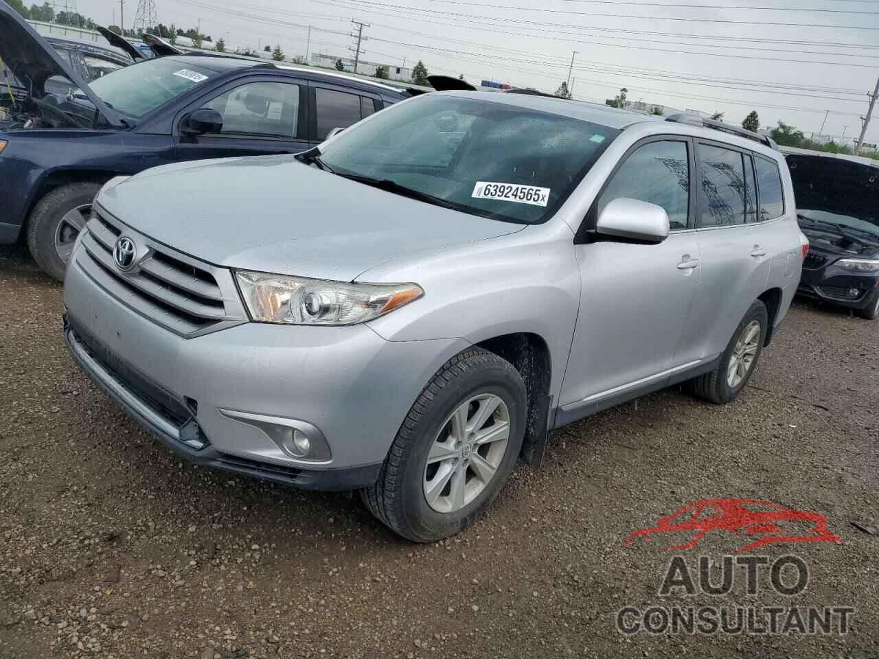 TOYOTA HIGHLANDER 2011 - 5TDBK3EH3BS061233