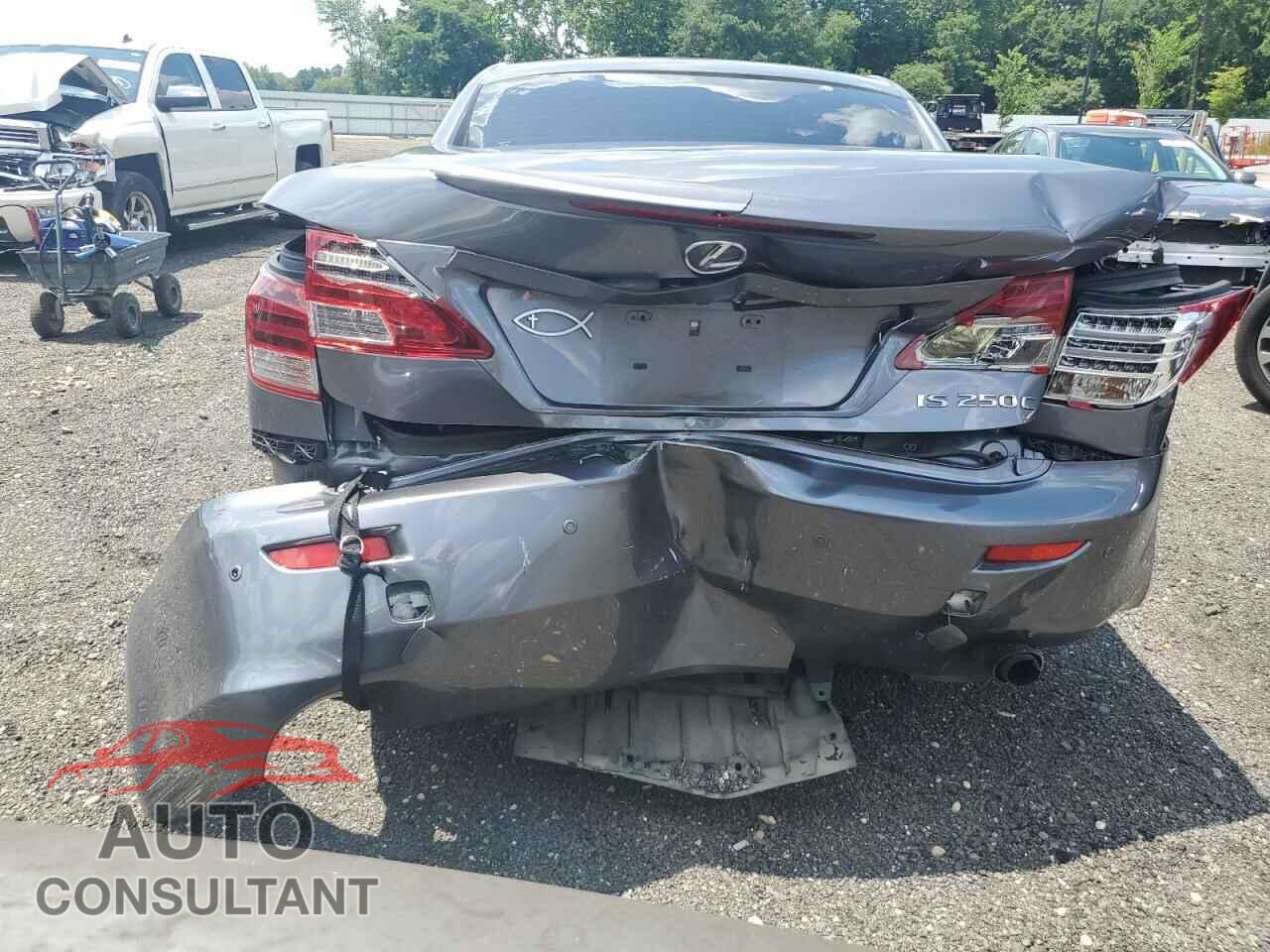 LEXUS IS 2014 - JTHFF2C24E2530726