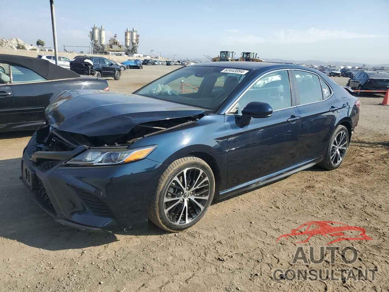 TOYOTA CAMRY 2018 - 4T1B11HK9JU599911