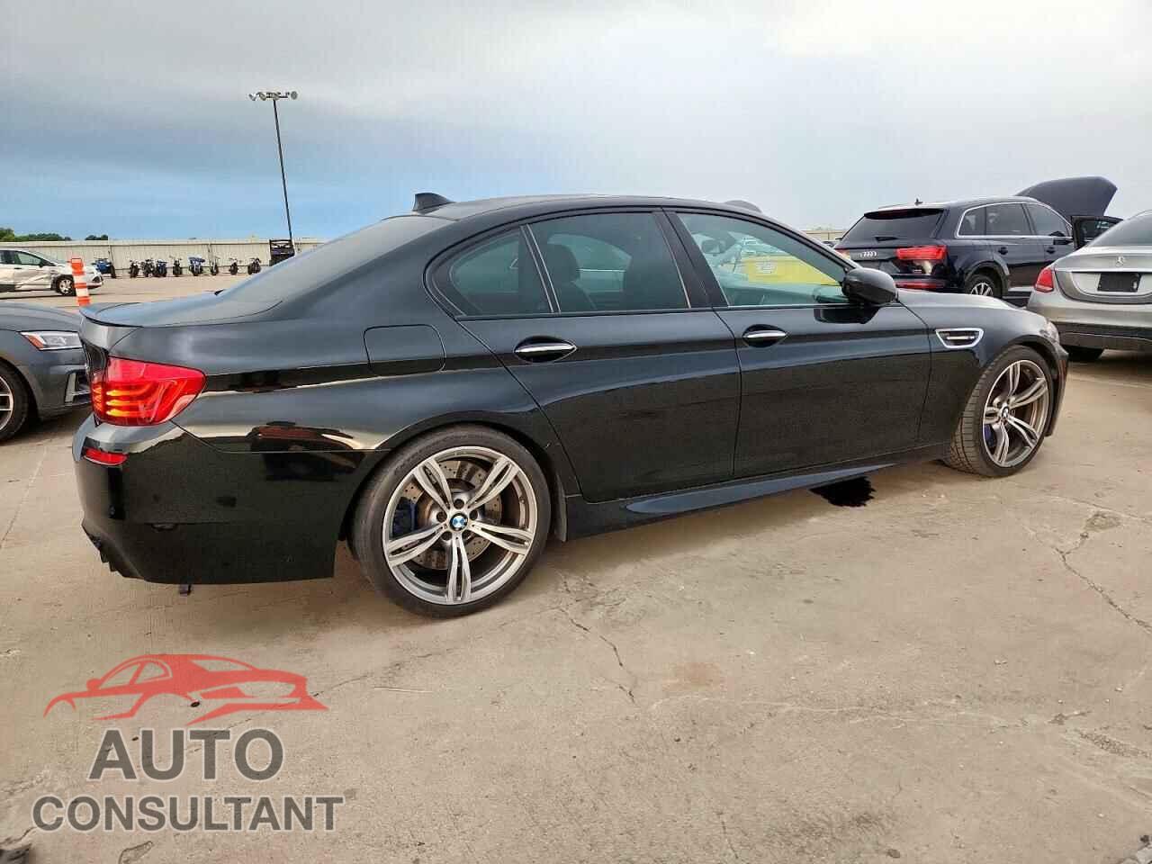 BMW M5 2014 - WBSFV9C53ED593238