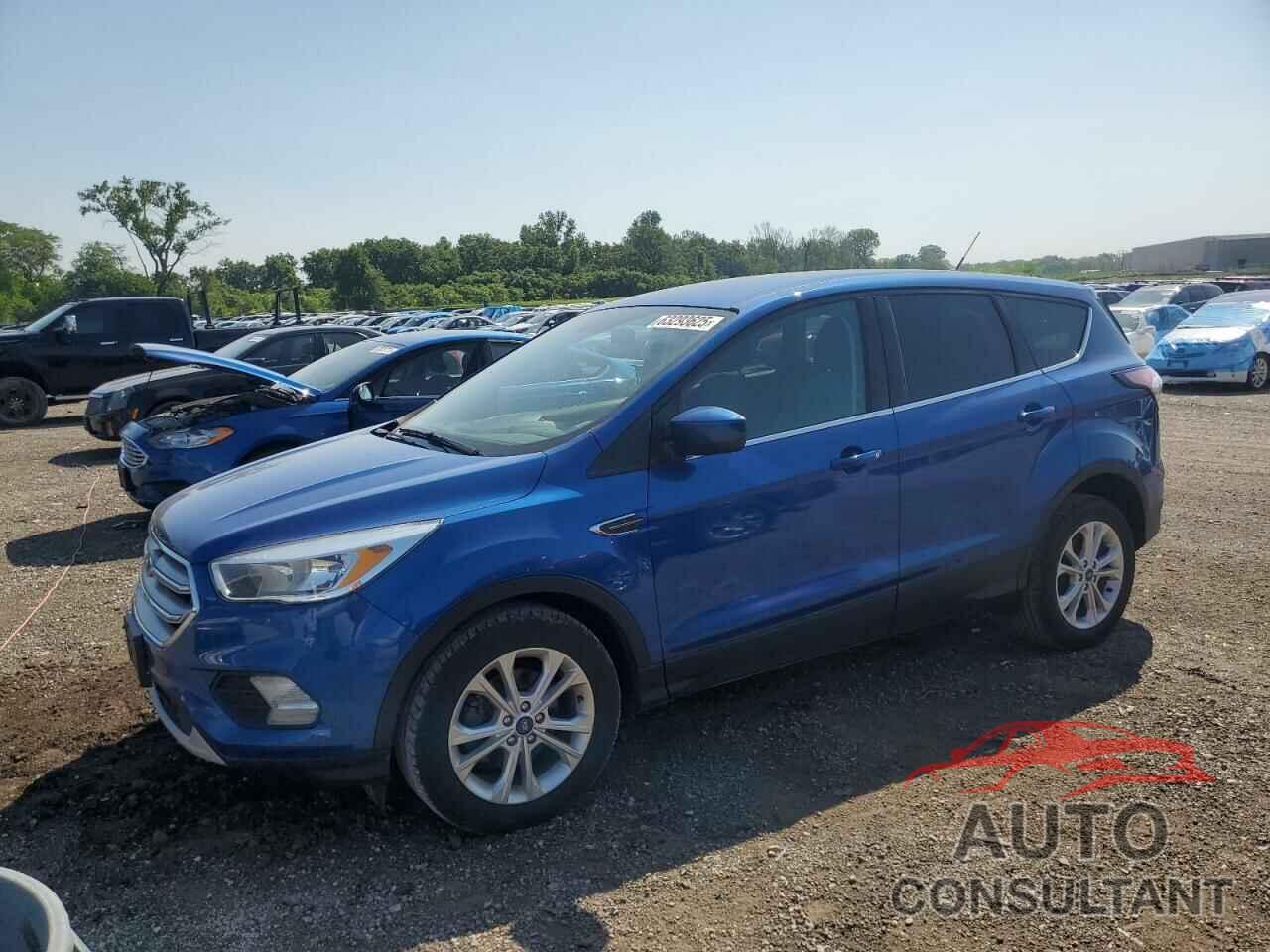 FORD ESCAPE 2017 - 1FMCU0GDXHUC46452
