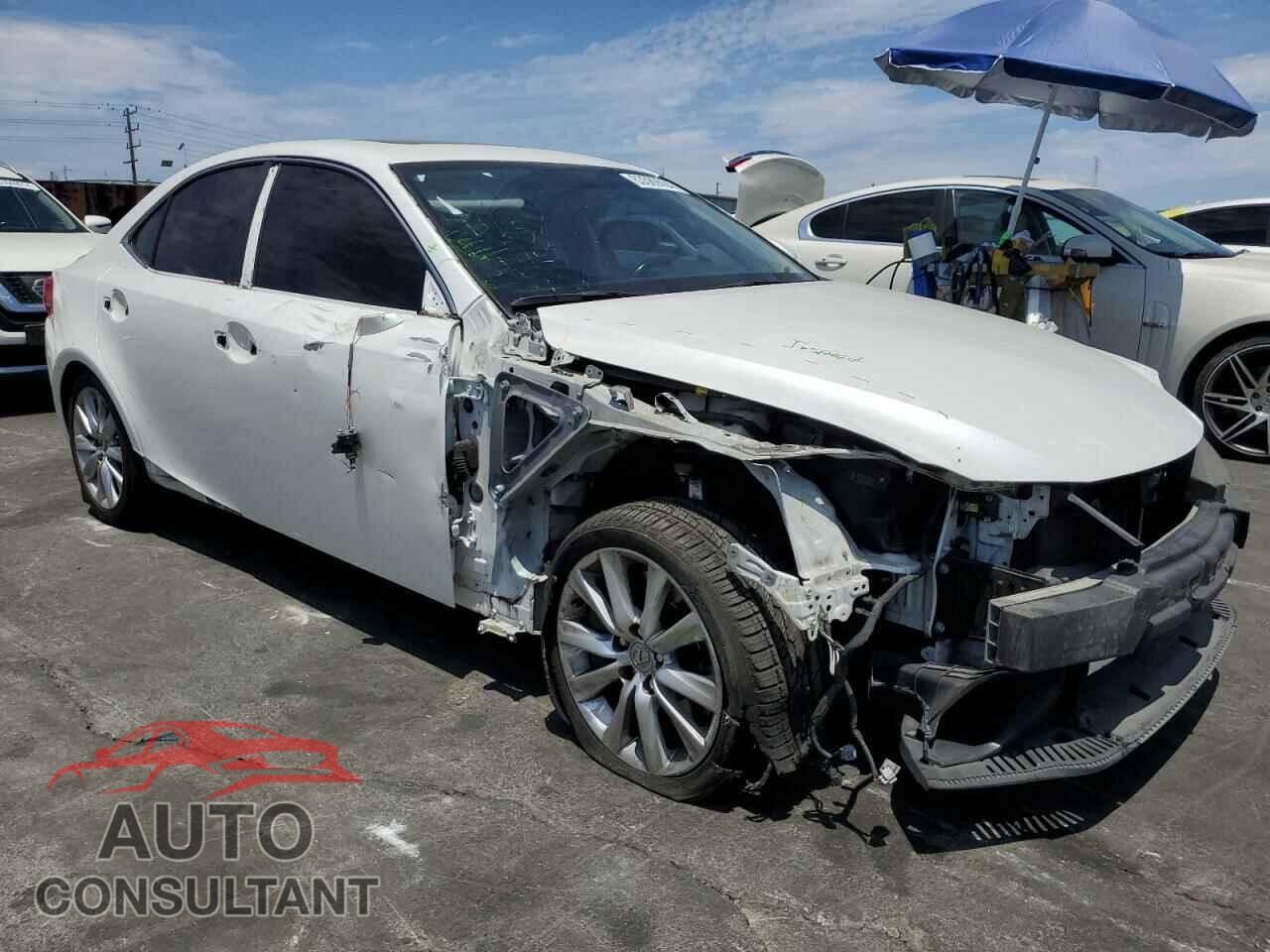 LEXUS IS 2016 - JTHBA1D2XG5030481