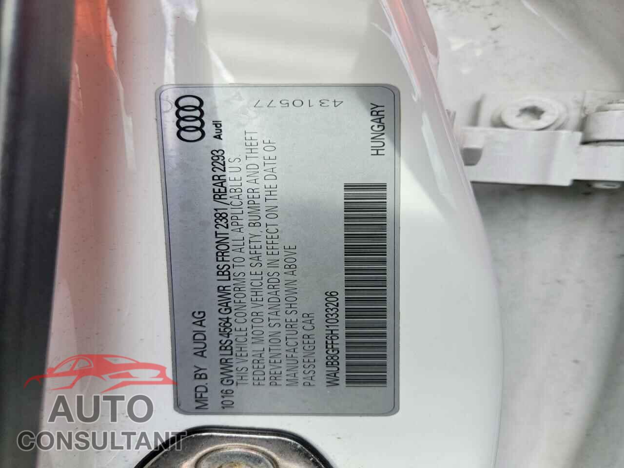 AUDI A3 2017 - WAUB8GFF6H1033206