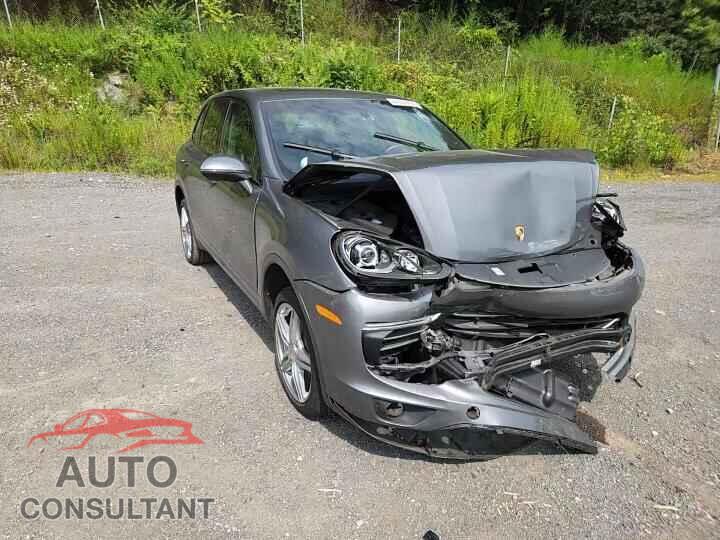 PORSCHE CAYENNE 2017 - WP1AA2A20HKA90181
