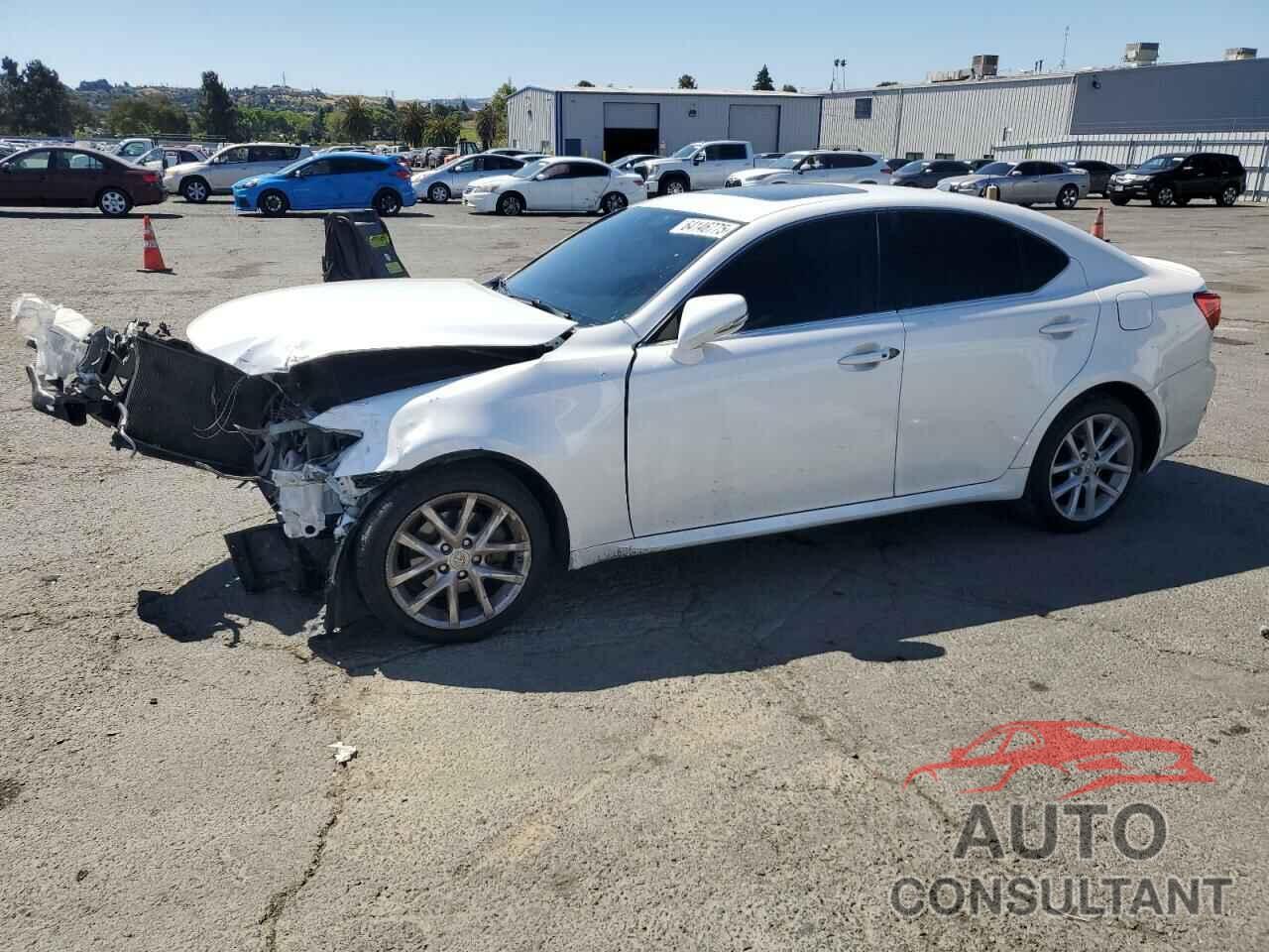LEXUS IS 2011 - JTHCF5C20B5048799