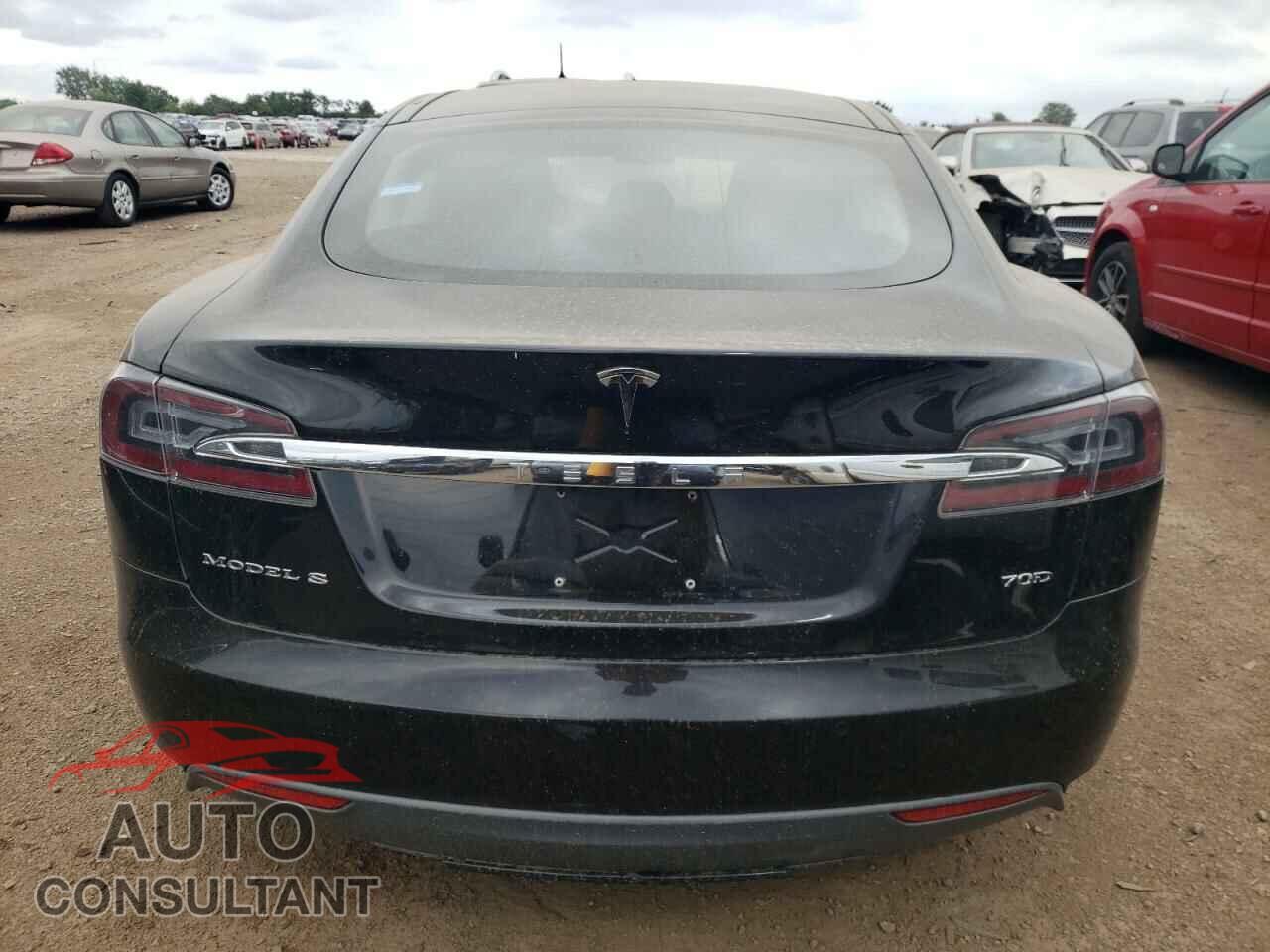 TESLA MODEL S 2016 - 5YJSA1E2XGF129851