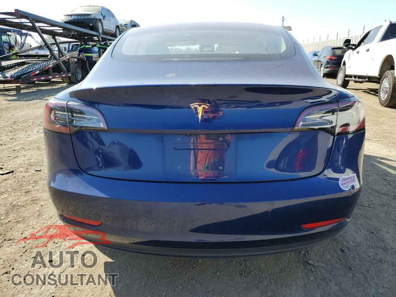 TESLA MODEL 3 2018 - 5YJ3E1EA6JF168265