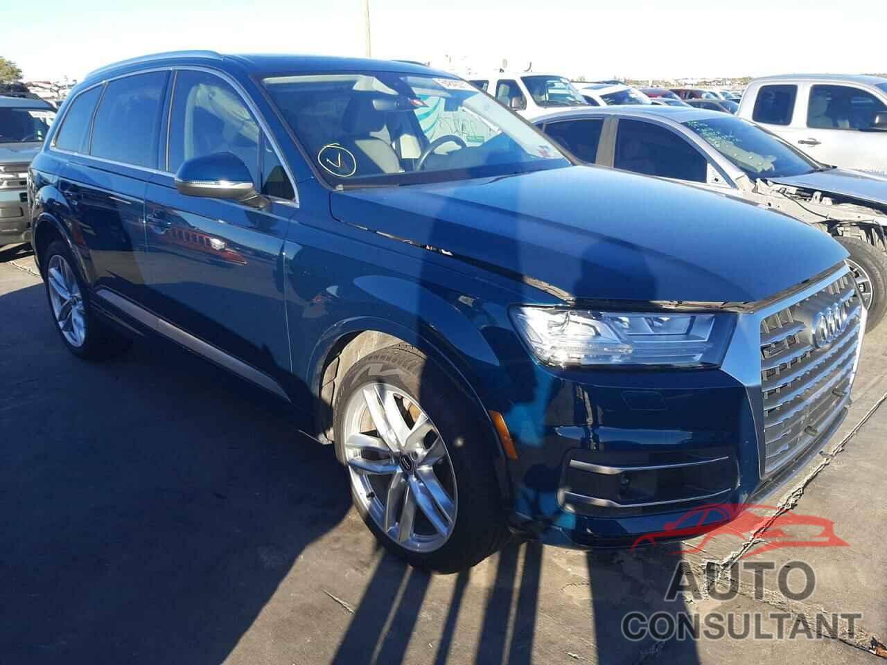 AUDI Q7 2018 - WA1VAAF79JD024475