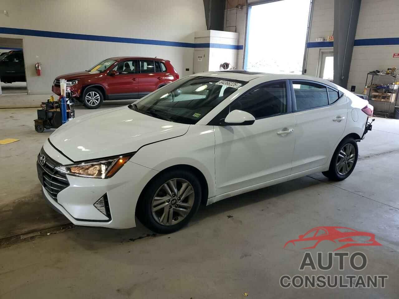 HYUNDAI ELANTRA 2019 - 5NPD84LF8KH492297