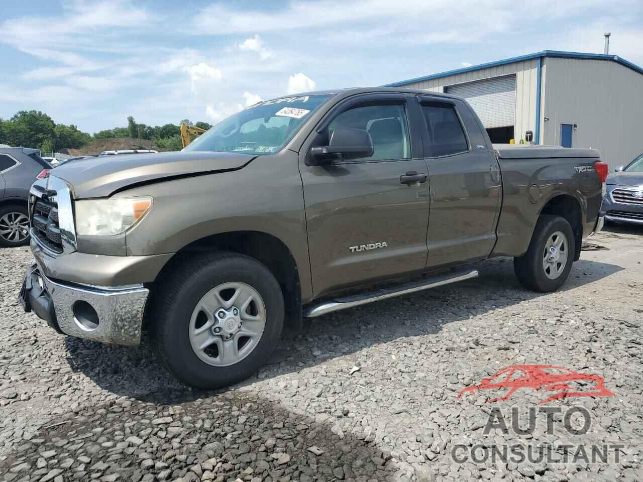 TOYOTA TUNDRA 2010 - 5TFUM5F12AX011724