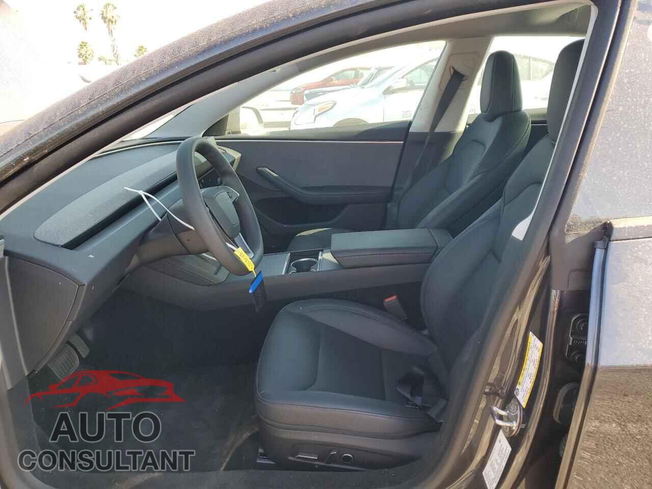TESLA MODEL 3 2024 - 5YJ3E1EA3RF821825