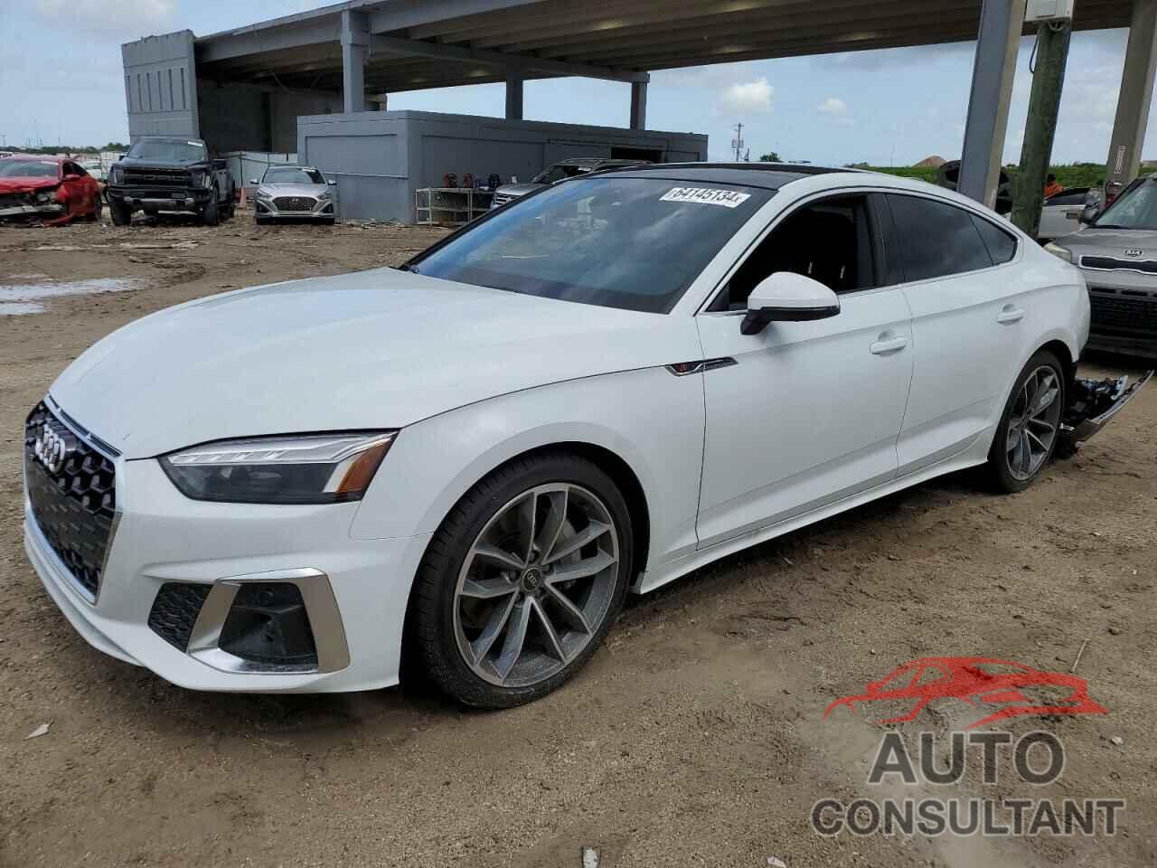 AUDI A5 2024 - WAUFACF58RA073732