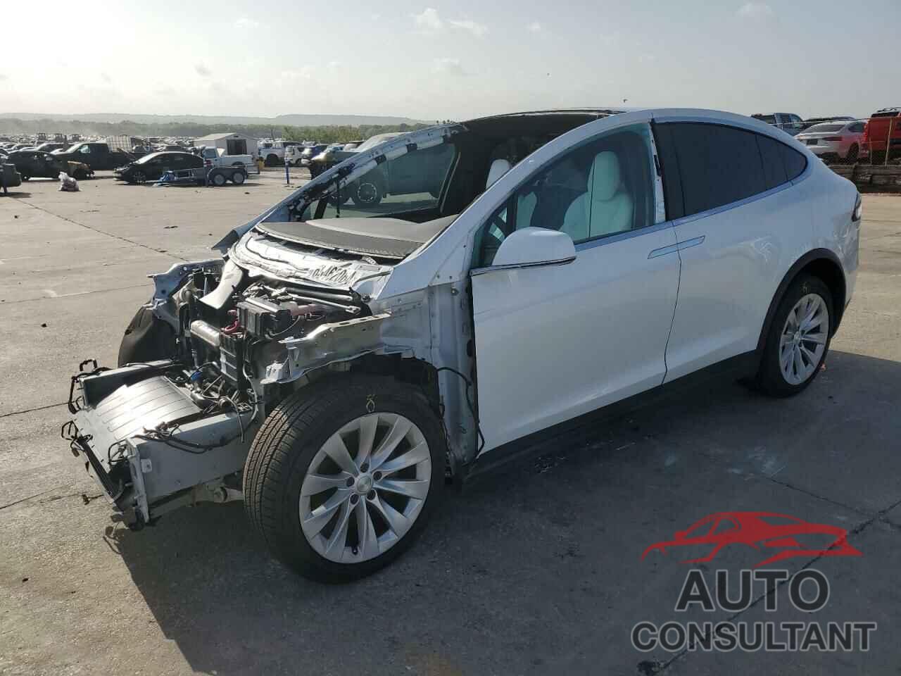 TESLA MODEL X 2016 - 5YJXCBE28GF015658