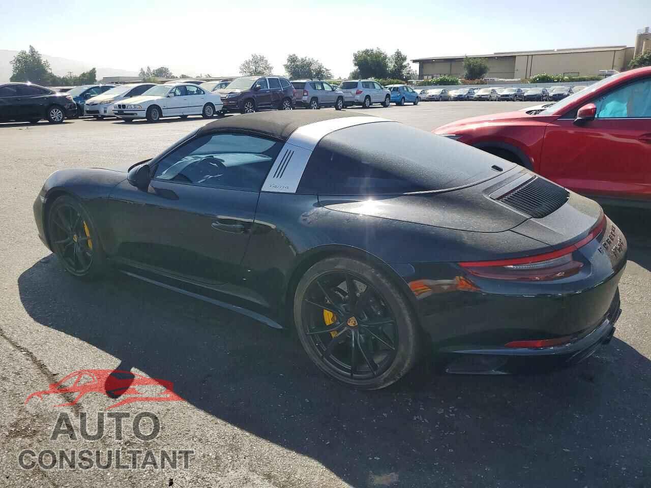 PORSCHE 911 2017 - WP0BB2A92HS136609