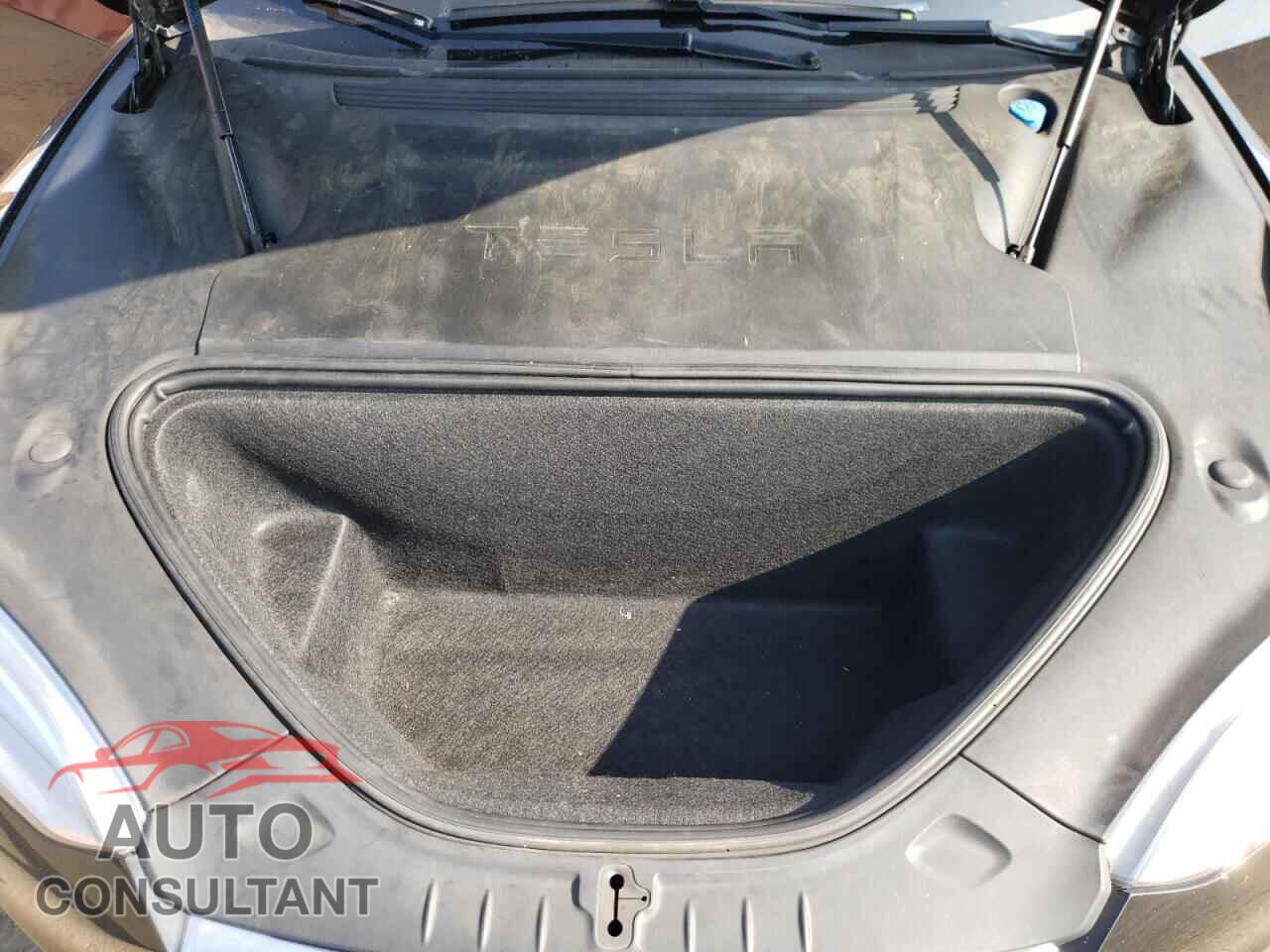 TESLA MODEL S 2018 - 5YJSA1E22JF291142