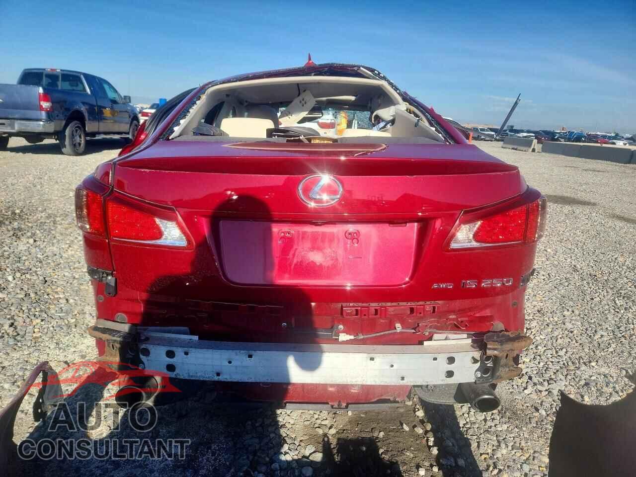 LEXUS IS 2011 - JTHCF5C29B5048185