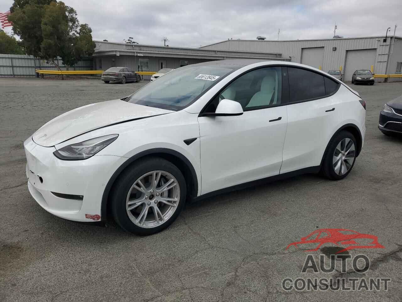 TESLA MODEL Y 2022 - 7SAYGAEE0NF358624