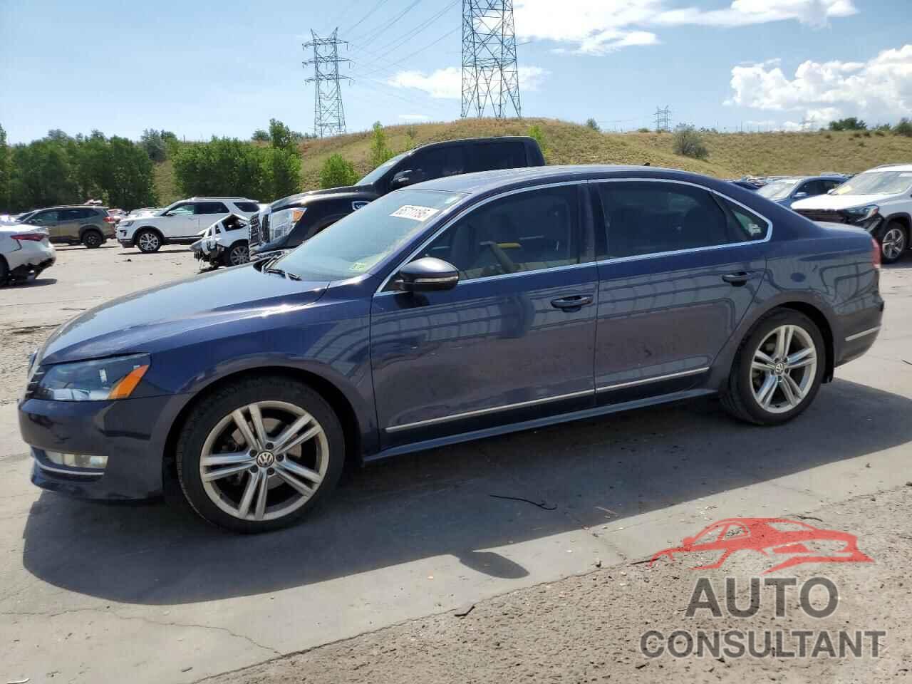 VOLKSWAGEN PASSAT 2012 - 1VWCN7A30CC055161