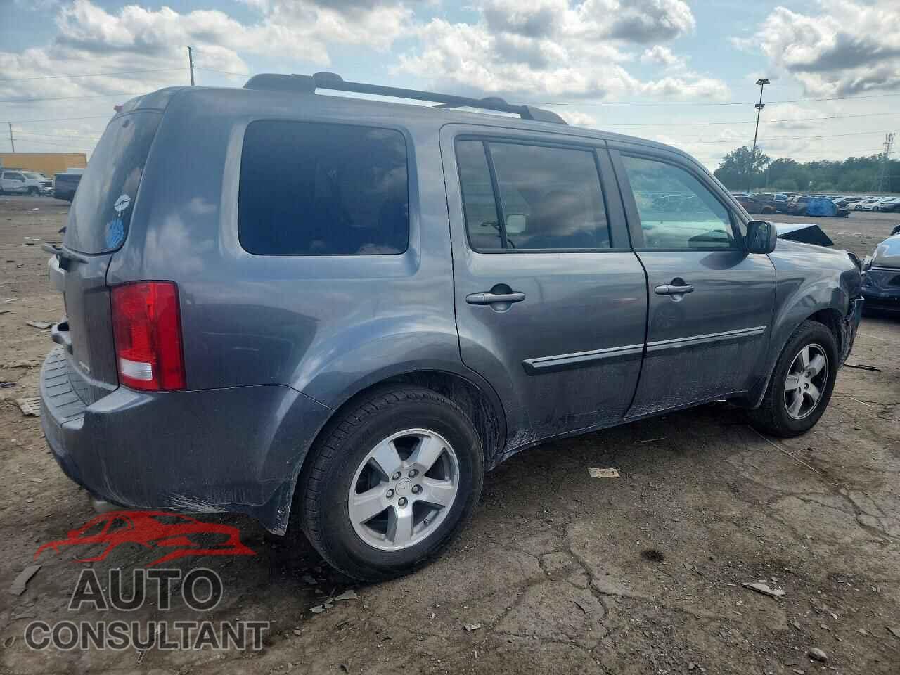 HONDA PILOT 2011 - 5FNYF4H5XBB083773