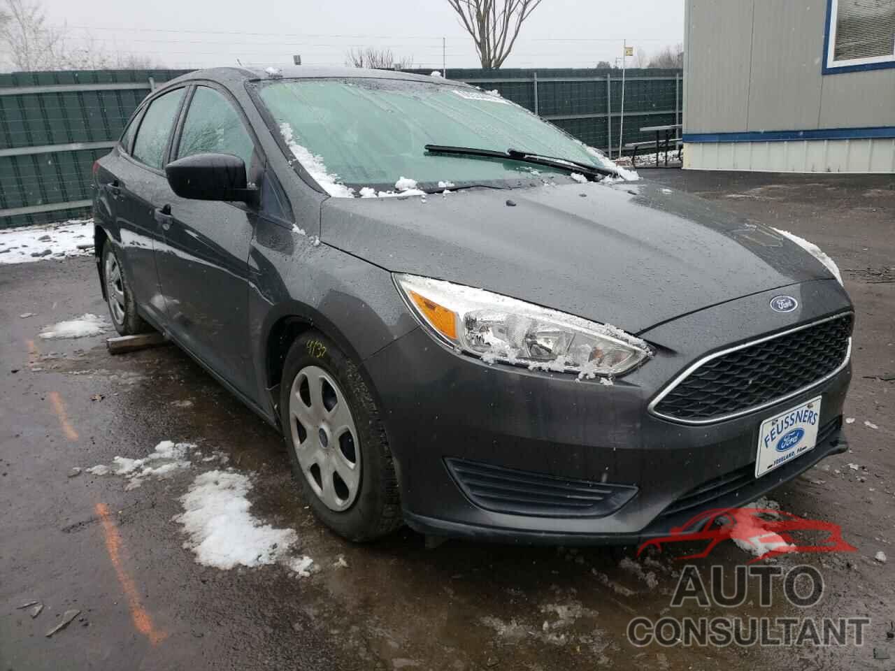 FORD FOCUS 2016 - 1FADP3E23GL210373