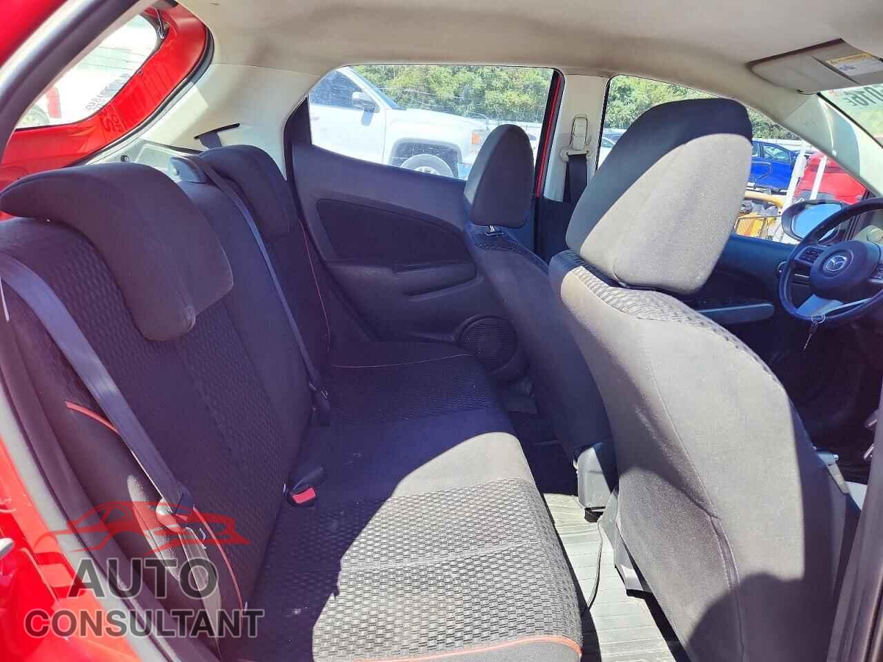 MAZDA 2 2012 - JM1DE1LY9C0135301