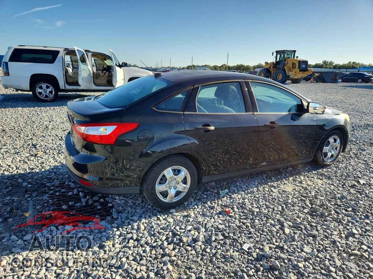 FORD FOCUS 2014 - 1FADP3E23EL339601