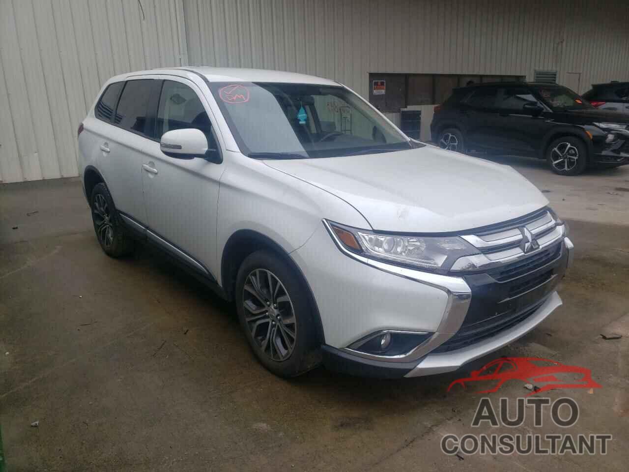 MITSUBISHI OUTLANDER 2018 - JA4AD3A3XJZ023442