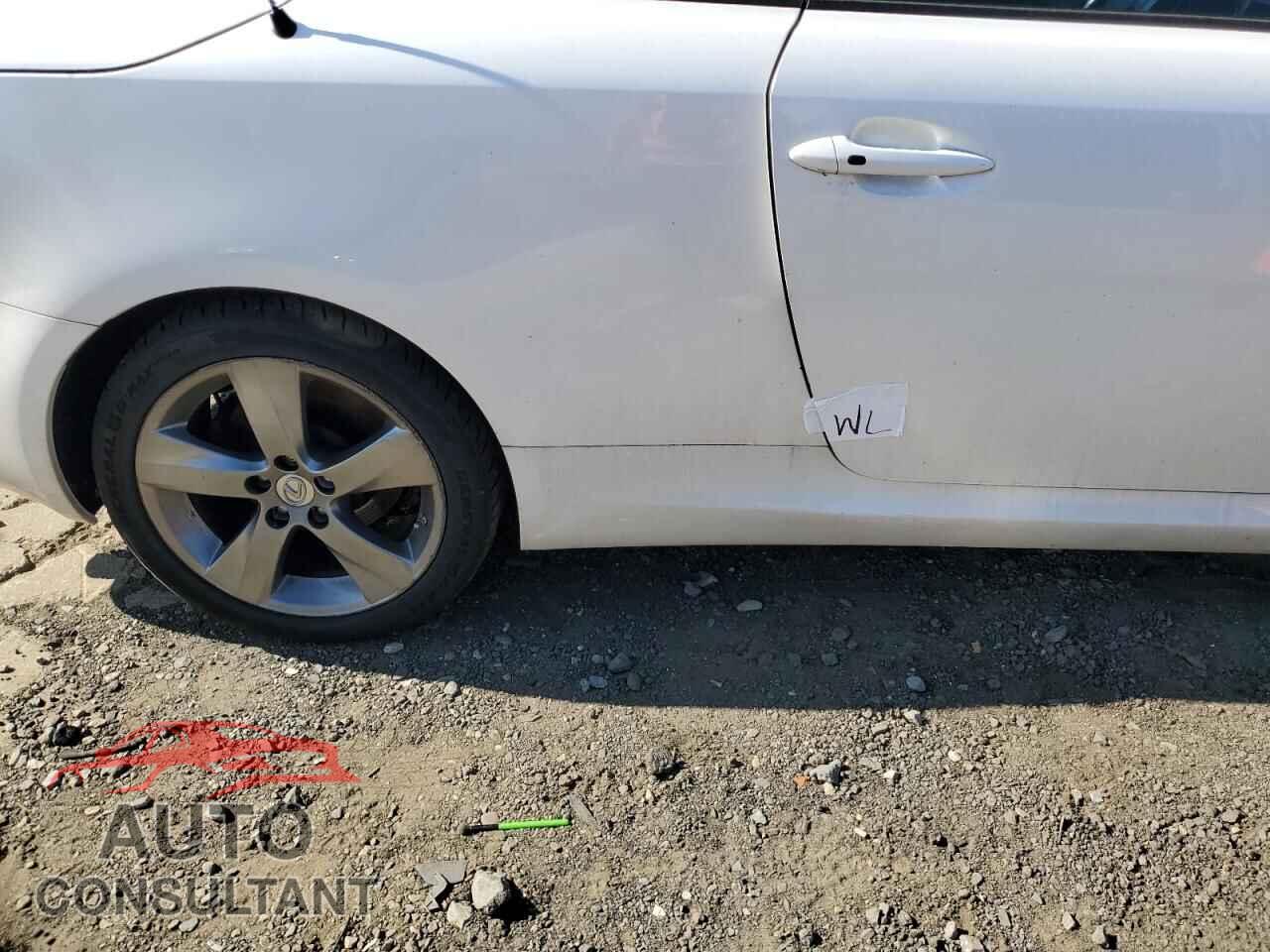 LEXUS IS 2010 - JTHFF2C24A2507795